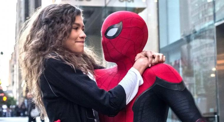 A Pókember-filmek sztárpárja, Tom Holland és Zendaya eljegyezték egymást