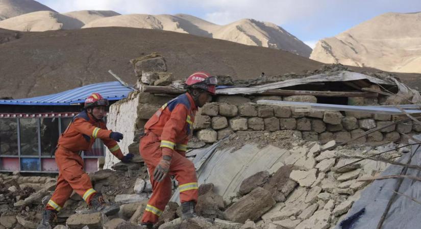 Nőtt a tibeti földrengés halálos áldozatainak a száma