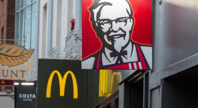 „A McDonald’s a ragadozók paradicsoma lett?” – több mint 700 fiatal nyújtott be jogi keresetet a gyorsétteremlánc szexbotránya miatt