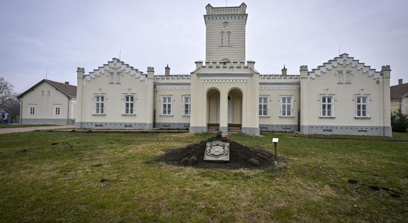 A kultúra szolgálatában a zsákai kastély