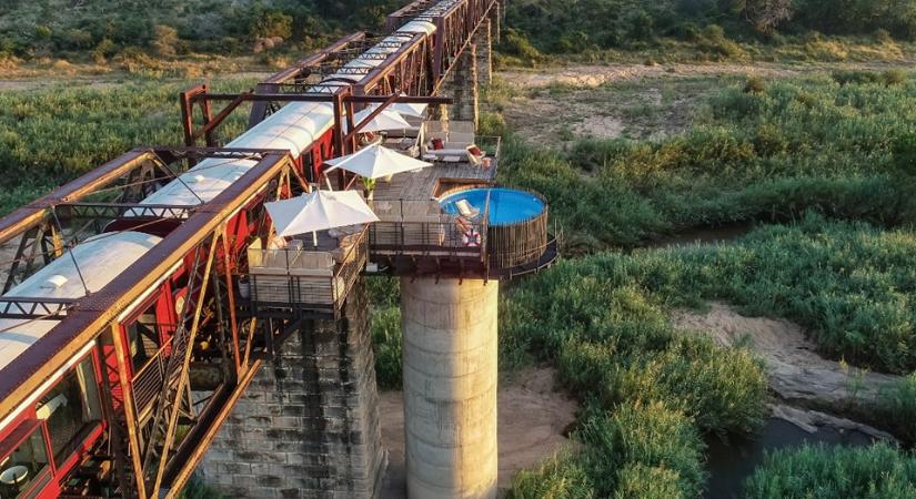 Afrika talán legeredetibb szállodáját egy hídon álló vonatban találjuk