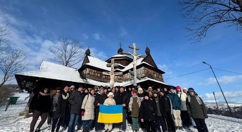 Kárpátalján töltötték téli vakációjukat a budapesti ukrán–magyar iskola tanulói