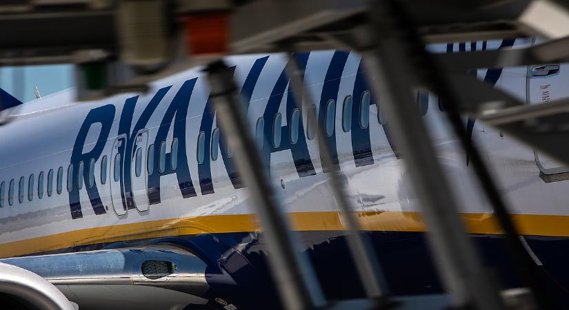 Nem maradt megtorlatlan a rendbontás: beperelte egyik utasát a Ryanair, vaskos kártérítést sürget