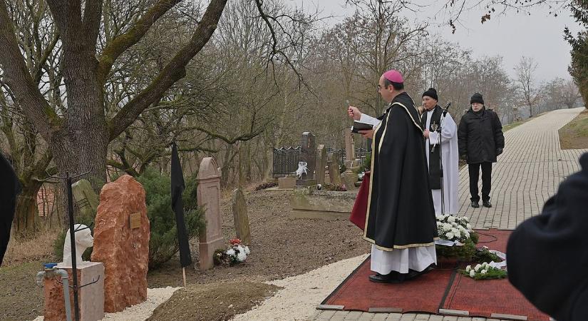 Tömeggyilkosságról, gyorshajtókról és Muhari Eszterről szólt a nap