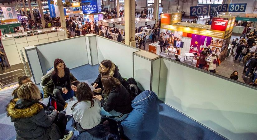 Pontszámítási tanácsok, ösztöndíjak - csütörtökön kezdődik az Educatio Kiállítás