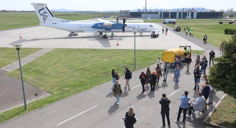 Gond van a pécsi repülőtéren, leállt a közlekedés