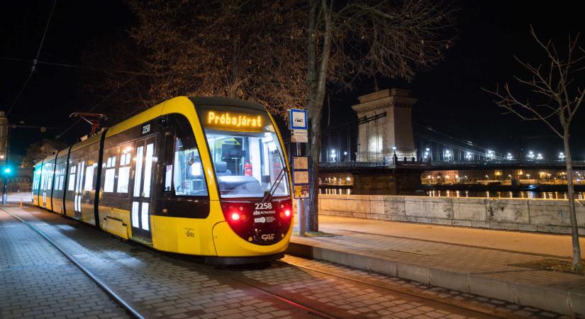 Új járművet tesztelnek Budapesten – képek