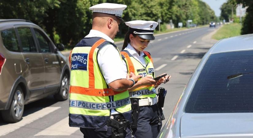 Hat ittas sofőrt is lefüleltek a rendőrök szerdán