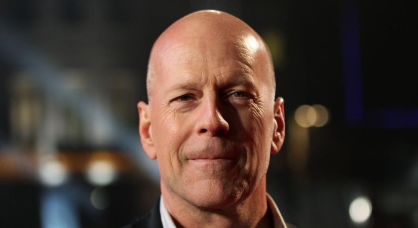 Zokognak a rajongók Bruce Willis új fotója láttán