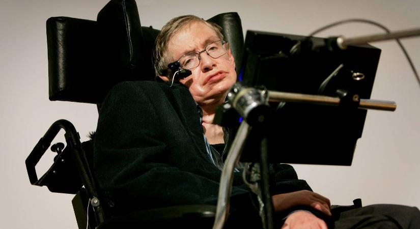 Stephen Hawking utolsó figyelmeztetése: a mesterséges intelligencia véget vethet az emberiségnek