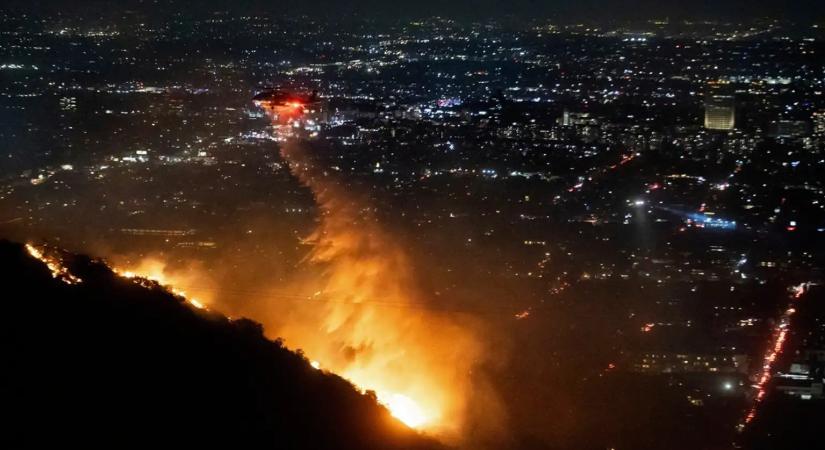 Újabb halálos áldozatok a Los Angeles körül pusztító tűzvészben