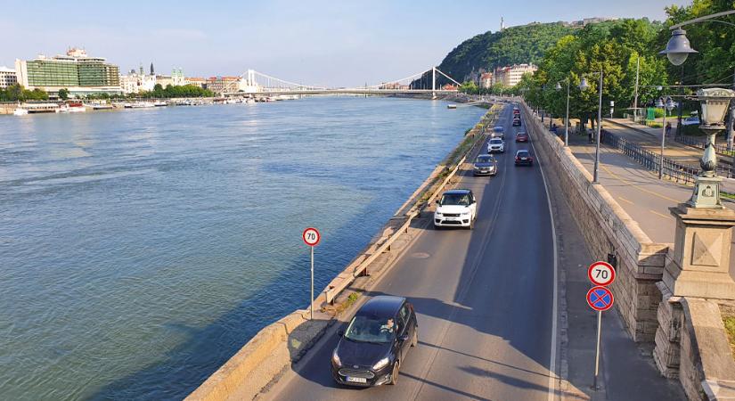 Vége a száguldásnak a budai alsó rakparton: péntektől maximum 50 km/órával lehet közlekedni