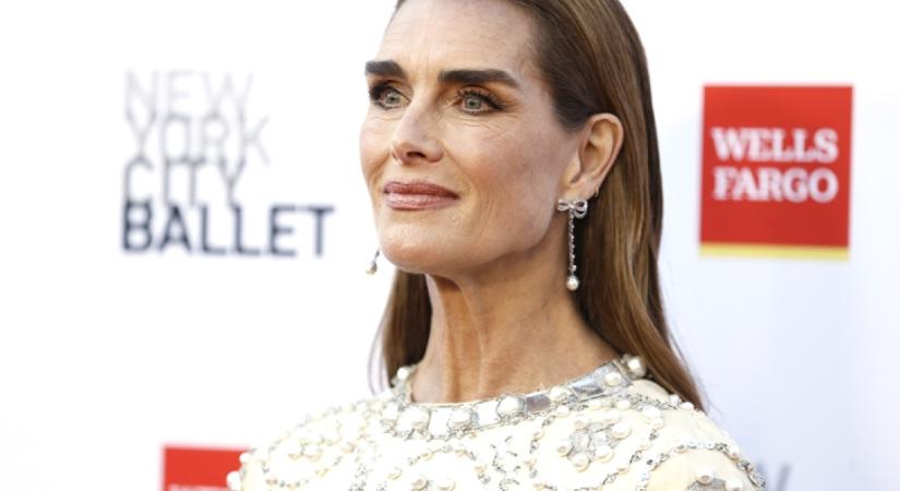 Brooke Shields nem adta beleegyezését az intim műtéthez: "Olyan érzés volt, mint valamiféle nemi erőszak"