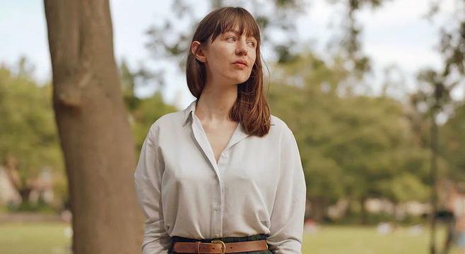 KÖNYV – Sally Rooney új kötete az Intermezzo