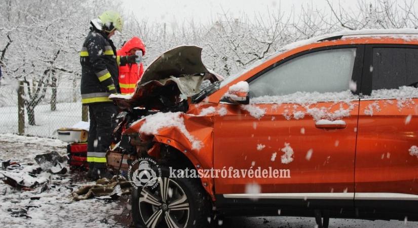 Kettős tragédia: a 36-os úton történt halálos baleset utasa is életét vesztette