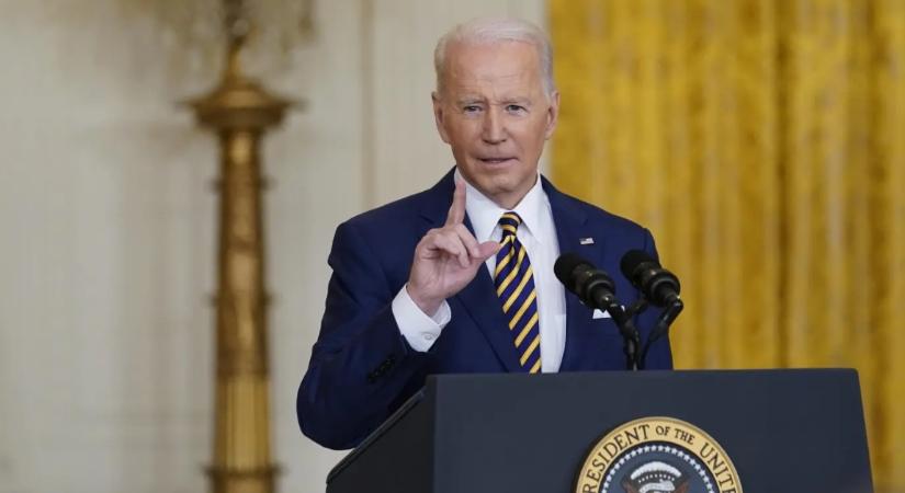 Joe Biden durva búcsúajándékot hagyott maga után