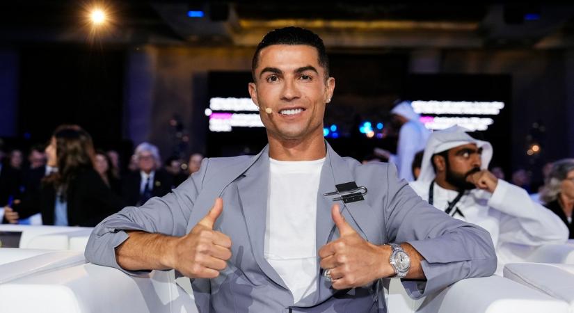 Cristiano Ronaldo valóra váltotta egy kisfiú álmát: videón a megható jelenet