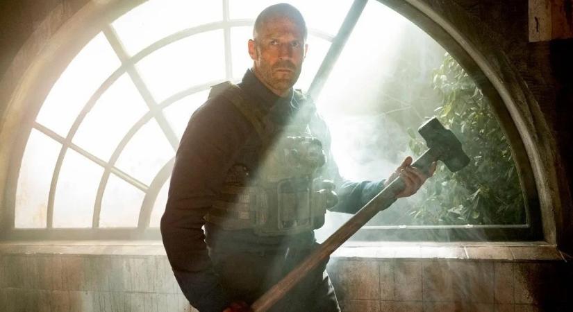 A Working Man előzetes – Jason Statham kalapáccsal simogatja a rosszfiúkat