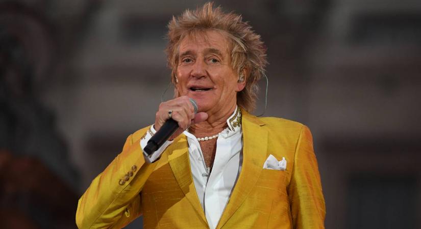 60 milliárdot érő luxusjachton ünnepelte 80. születésnapját Rod Stewart