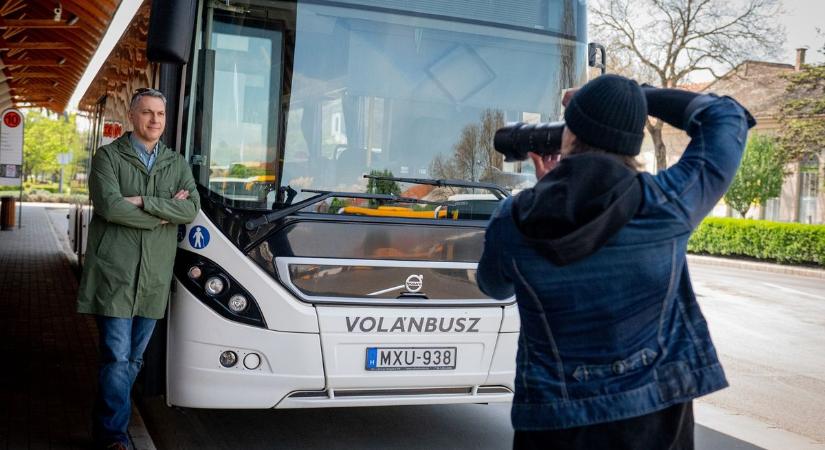 Lázár János: ezer új busz áll az utasok szolgálatába