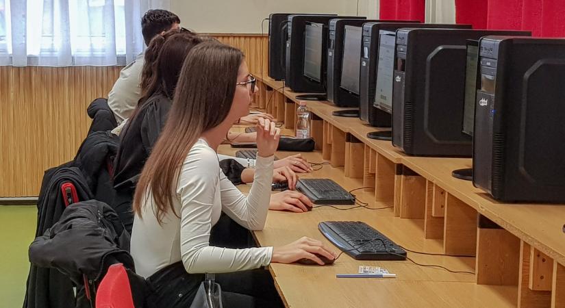 Szakma Kiváló Tanulója Verseny – Az informatikai szakmákban indultak a legtöbben