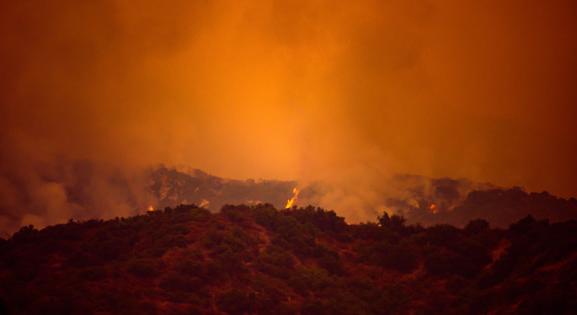 „Olyan, mintha atombombát dobtak volna ezekre a területekre” – elképesztő pusztítást végeztek a Los Angeles-i tüzek