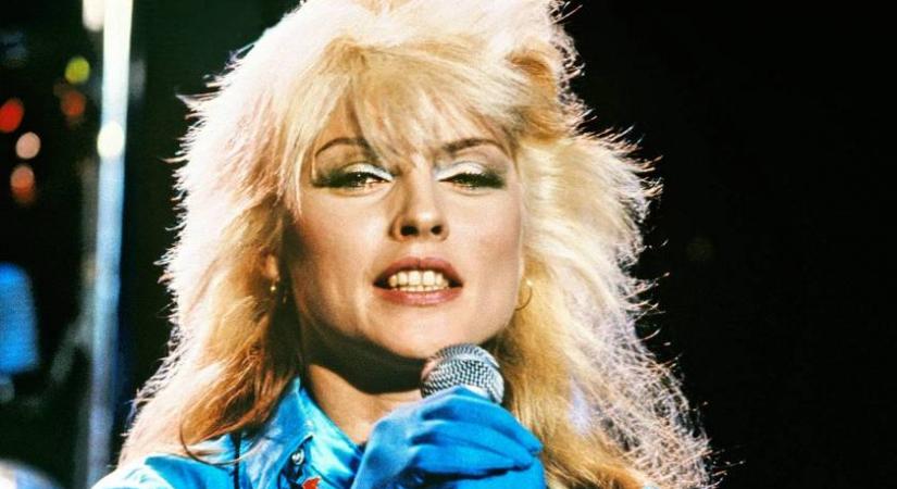 Debbie Harry, a Blondie énekesnője így fest 79 évesen: ezért nem bánta meg, hogy nem lett gyereke