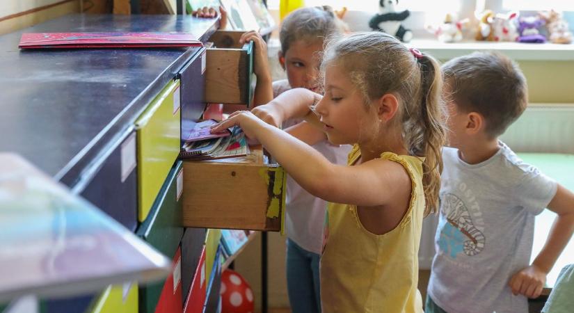 Pedagógusok: Vasban is örömmel fogadták, hogy az idén is folytatódik a béremelés