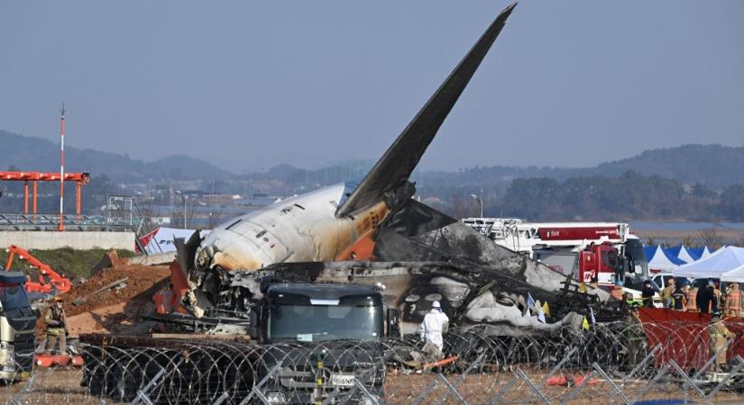 Pár perccel a baleset előtt leálltak a dél-koreai Jeju Air adatrögzítői