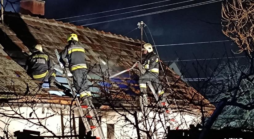 Sokkoló! Halálra égett egy fiatal fiú Akasztón, egy másik élet is hatalmas veszélybe került