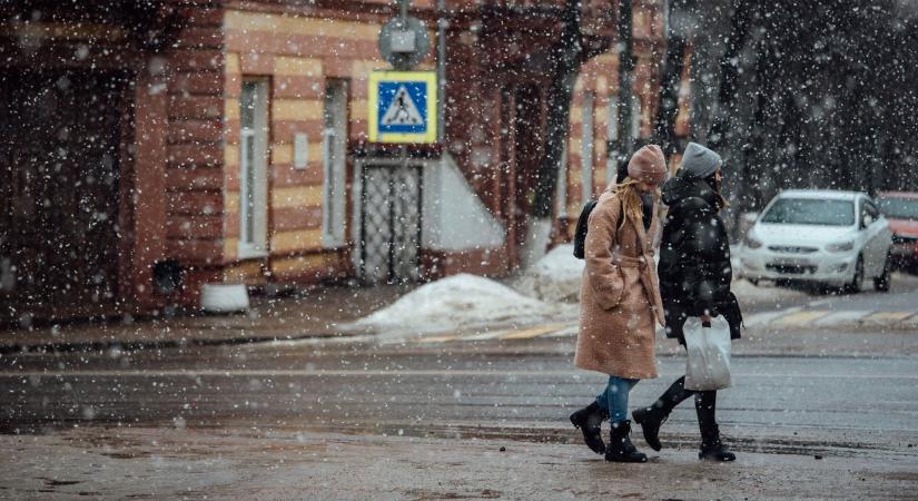 Viharos széllökésekkel és hózáporral búcsúzunk a héttől