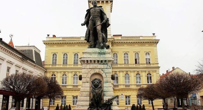 Már kétszáz alá esett az újszülöttek száma Komáromban