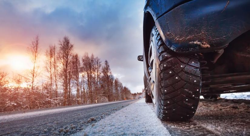 Sónedvesek, s emiatt akár csúszósak is lehetnek a zalai utak