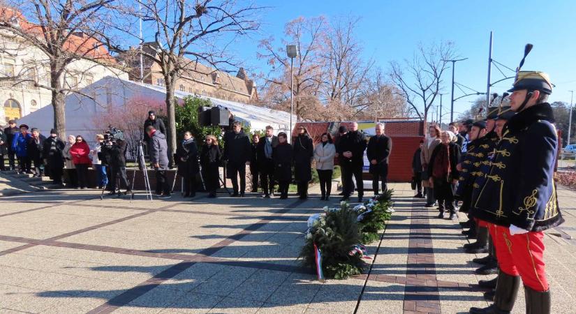 A doni áttörés hőseire emlékeztek Hódmezővásárhelyen – galériával