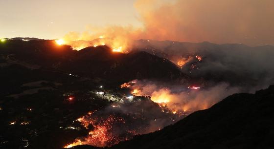 Tűztornádót videóztak a Los Angeles-i apokalipszisben