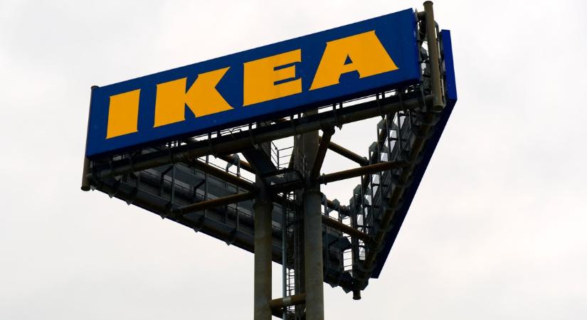 Kirúgtak egy tábornokot, mert az IKEA raktárában rejthetett el páncéltörő aknákat