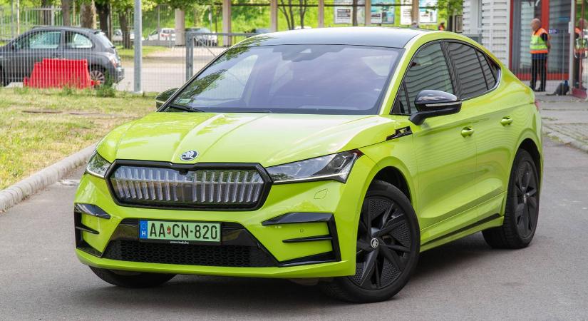 Kapott egy nagy pofont a Tesla a németektől, az egyiket a Skoda adta