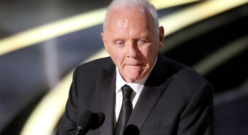 Anthony Hopkins szívszorító sorokkal üzent a rajongóinak, miután otthona porig égett az erdőtűzben