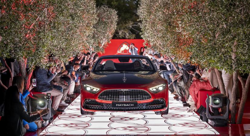 Rekorddrága szuperautó debütált Magyarországon: horror pénzbe kerül a Mercedes-Maybach SL680 Monogram Series