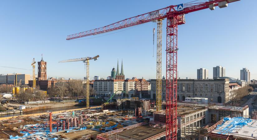 Válságban a német építőipar: közelében sincs a tervezettnek a lakásépítések száma