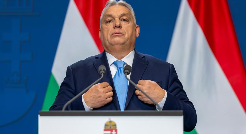 Orbán Viktor Indiából jelentkezett