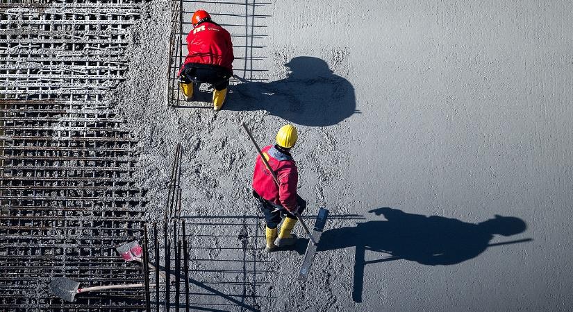 Feketefoglalkoztatás, trükközés a munkabérrel, halál - Ezek voltak a top jogsértések