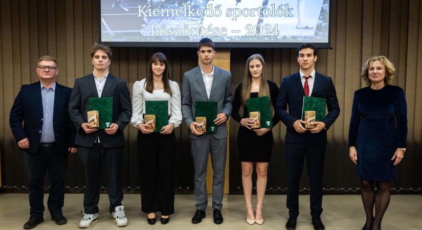 Kiemelkedő teljesítményükért kaptak díjat Tatabánya legjobb sportolói