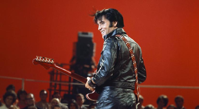 16 millióért kapható Elvis Presley kövekkel kirakott tangája