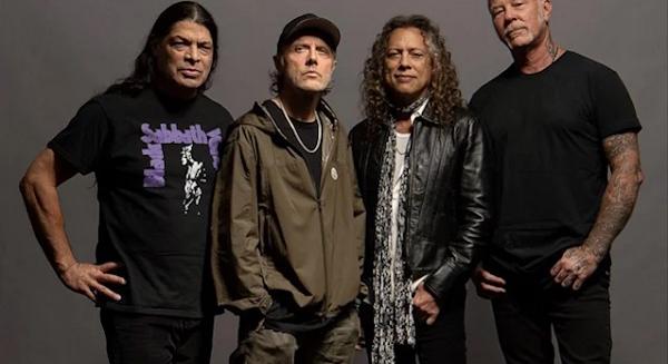 A Metallica félmillió dollárral támogatta a tűzvész során segítő szervezeteket