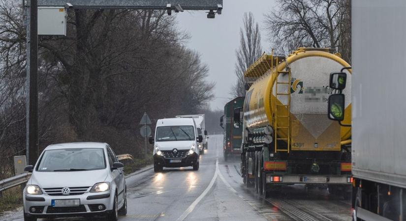 Hajdú-bihari autósokra is vadászhatnak a romániai szupertraffipaxok – erre figyelj, ha ilyet látsz!