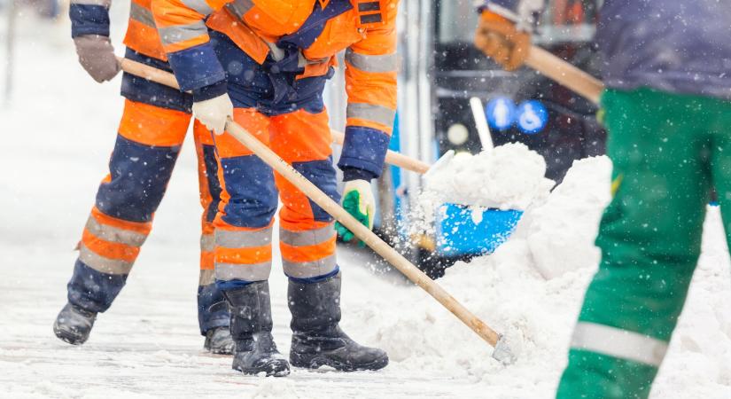 A téli hidegben csak így lenne szabad dolgozni