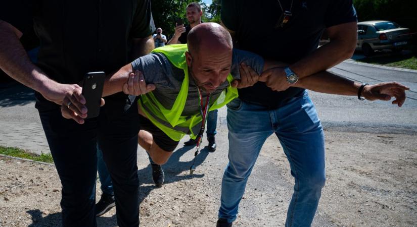 Már megint őrizetbe vették Szabó Bálintot, aki rendszeresen próbál Orbán Viktor közelébe férkőzni