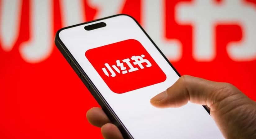 Az amerikaiak rákattantak a TikTok alternatívájaként szolgáló RedNote-ra