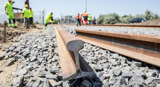 Lassúsága és szakszerűtlensége miatt többször is figyelmeztették Szerbiában a Budapest-Belgrád vasútvonal kínai kivitelezőjét